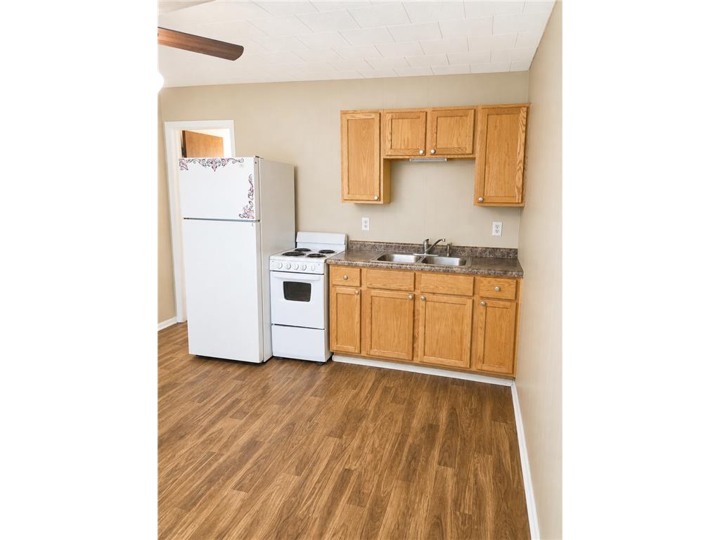 1205 S Sibley Avenue Litchfield MN 55355 7070498 image2