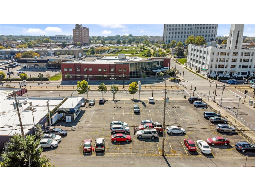 1205 University Avenue W Saint Paul MN 55104 6796795 image13