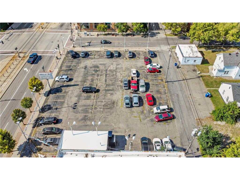 1205 University Avenue W Saint Paul MN 55104 6796795 image14