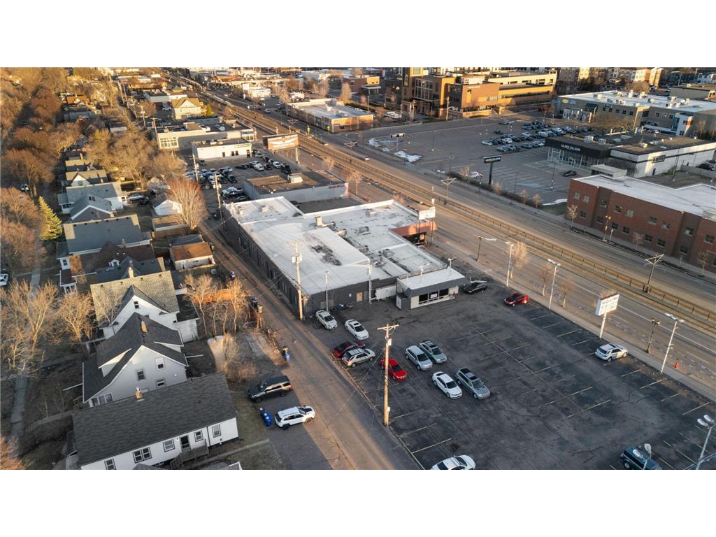1205 University Avenue W Saint Paul MN 55104 7040904 image10