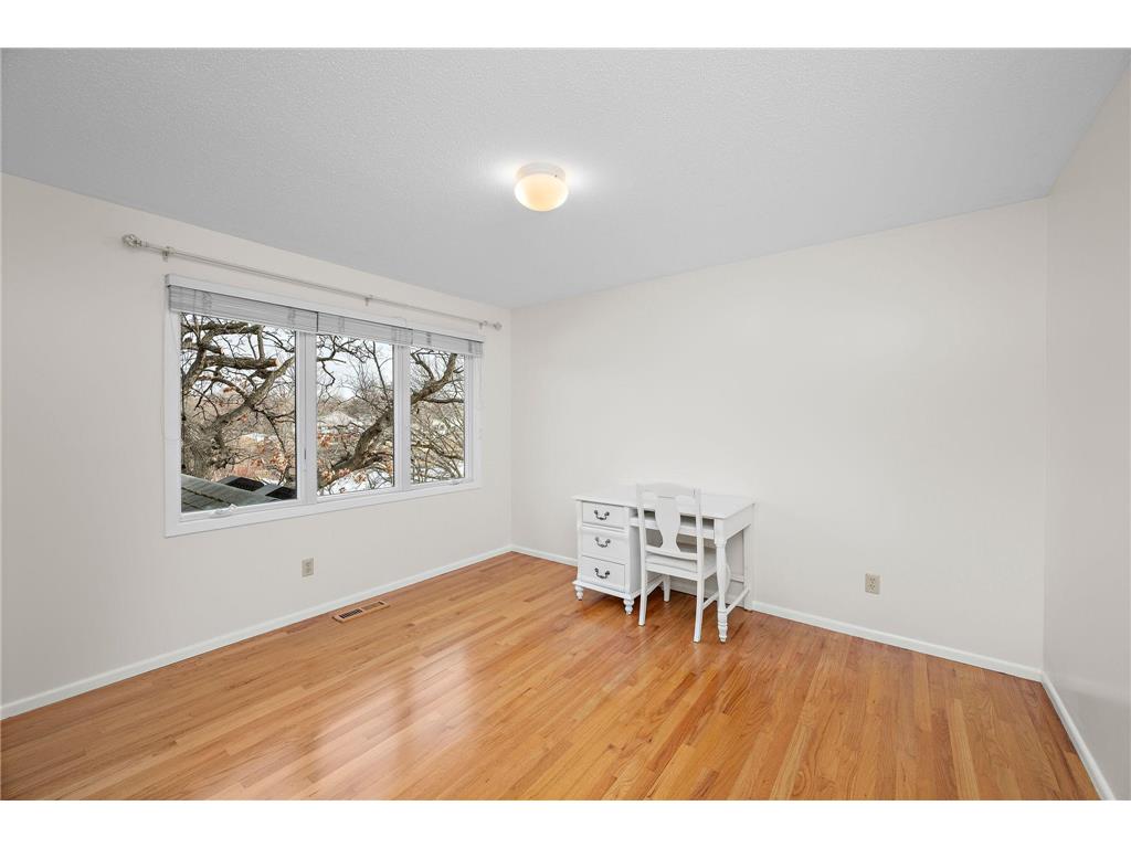 12050 48th Avenue N Plymouth MN 55442 - Schmidt 7029547 image24