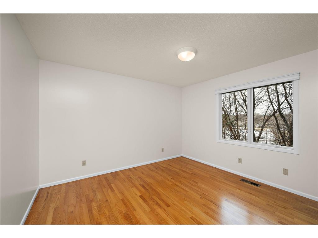 12050 48th Avenue N Plymouth MN 55442 - Schmidt 7029547 image26