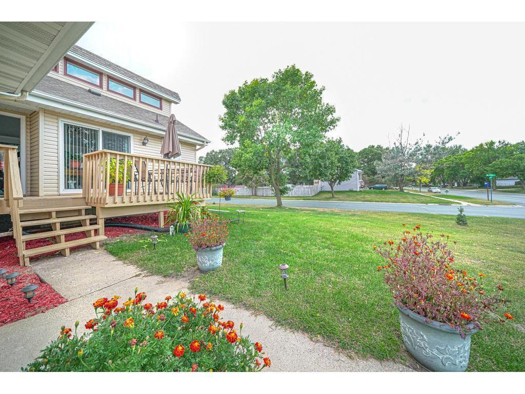 12051/12059 Xeon Street NW Coon Rapids MN 55448 7049376 image3