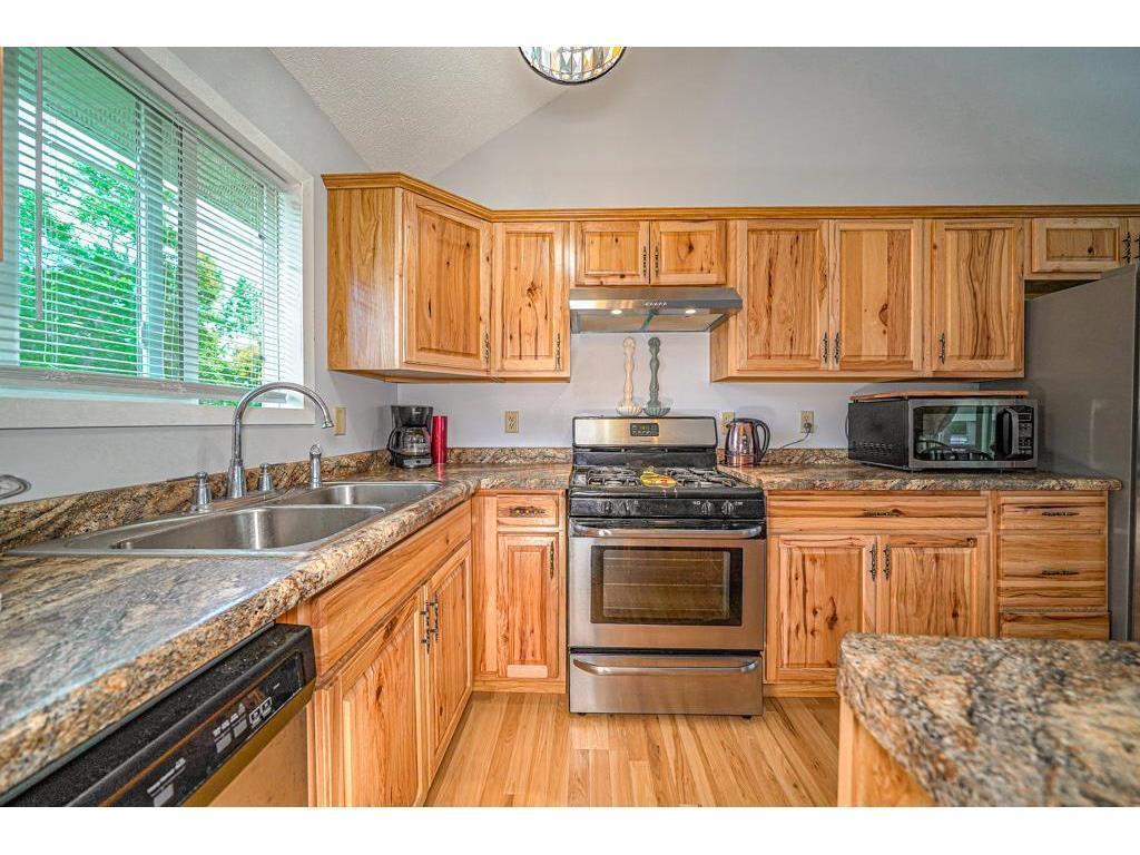 12051/12059 Xeon Street NW Coon Rapids MN 55448 7049376 image34