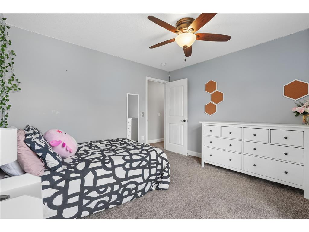 12054 Gantry Lane Apple Valley MN 55124 7066688 image18