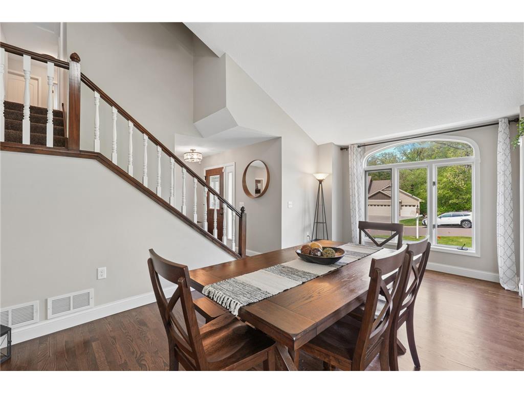 12054 Gantry Lane Apple Valley MN 55124 7066688 image5