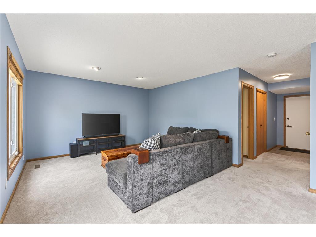 12058 Quay Street NW Coon Rapids MN 55433 7074100 image17