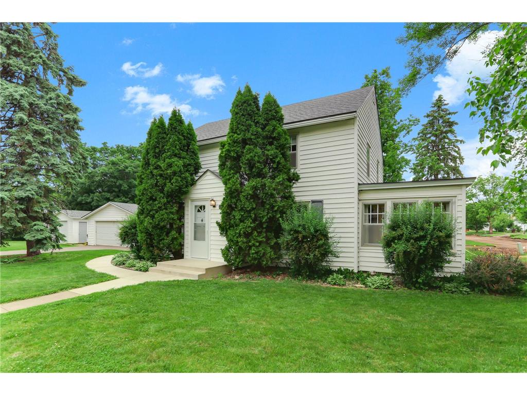 1206 2nd Street W Hastings MN 55033 6733280 image1