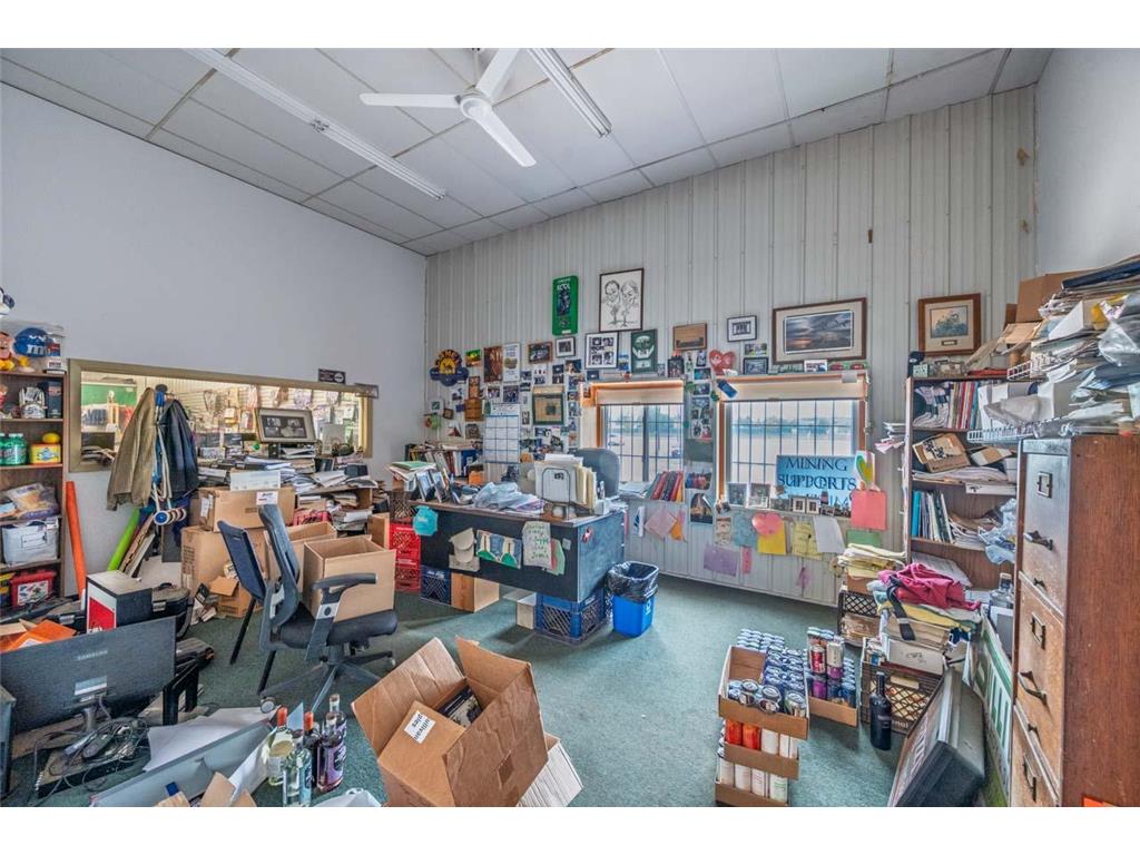 1206 E 25th Street Hibbing MN 55746 7084517 image29