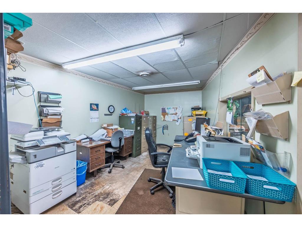 1206 E 25th Street Hibbing MN 55746 7084517 image32