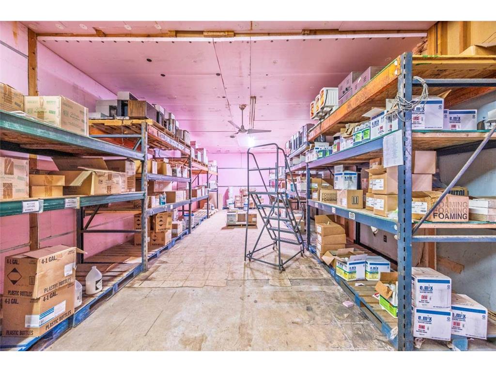 1206 E 25th Street Hibbing MN 55746 7084517 image39