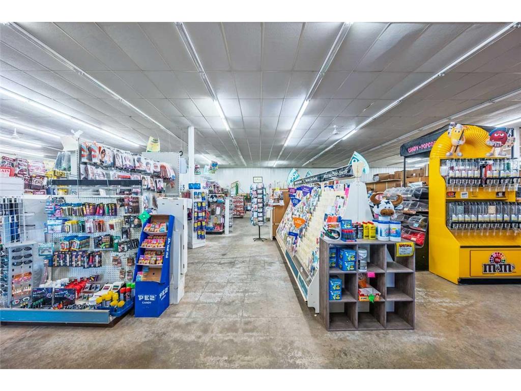 1206 E 25th Street Hibbing MN 55746 7084517 image6