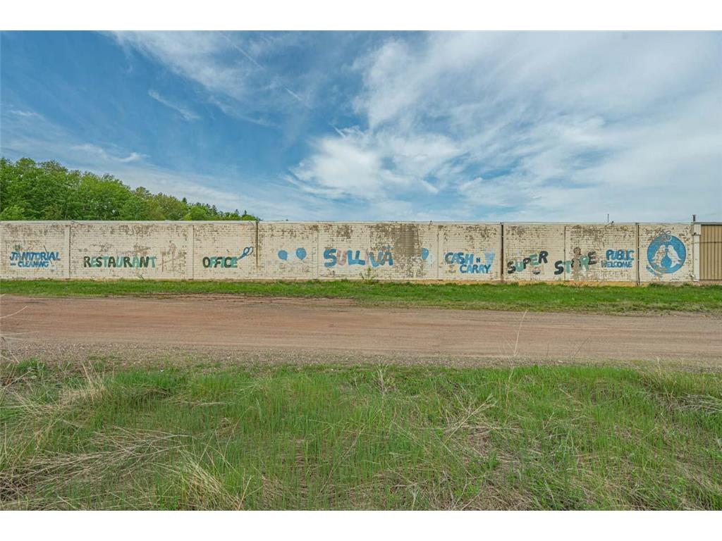 1206 E 25th Street Hibbing MN 55746 7084517 image63