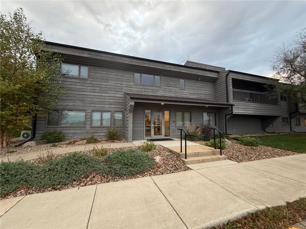 1206 Front Street W #4 Albert Lea MN 56007 6805586 image1