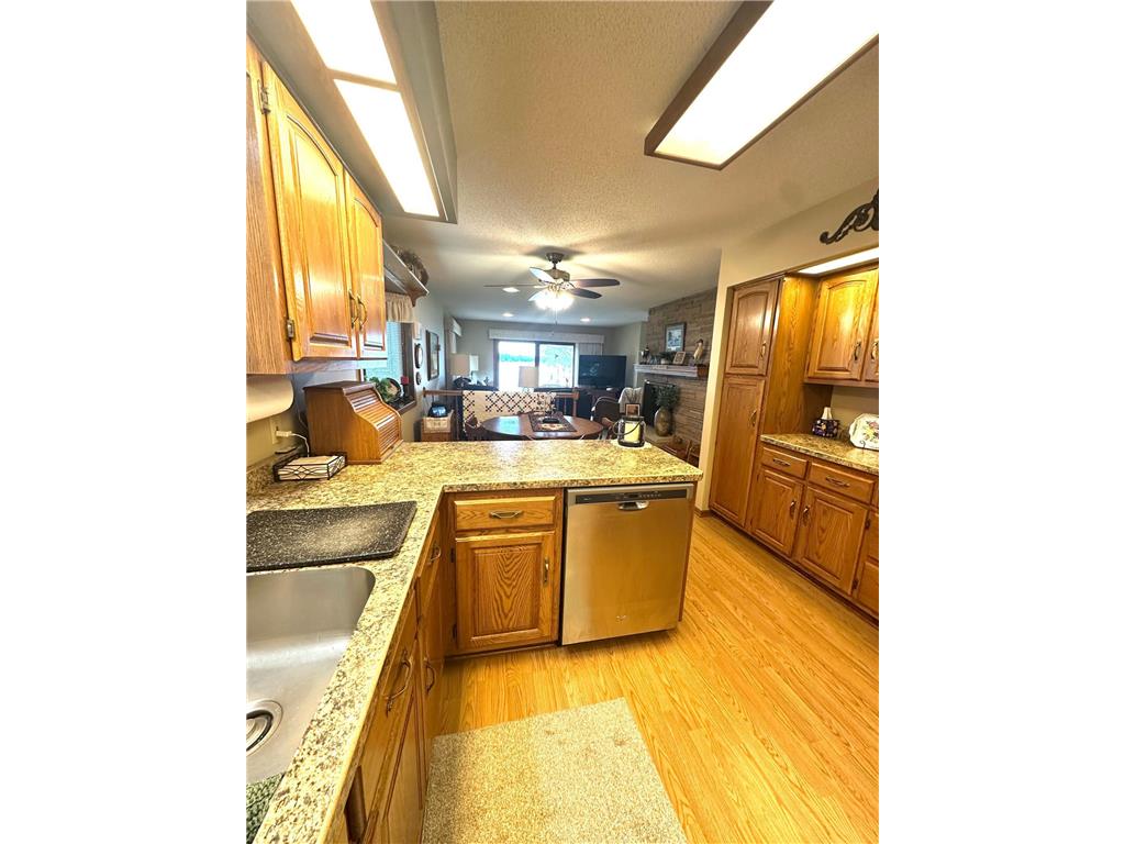 1206 S Shore Drive Worthington MN 56187 - Okabena 6774358 image11