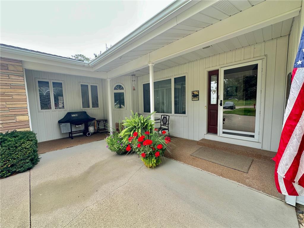 1206 S Shore Drive Worthington MN 56187 - Okabena 6774358 image2