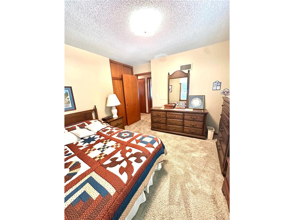 1206 S Shore Drive Worthington MN 56187 - Okabena 6774358 image23