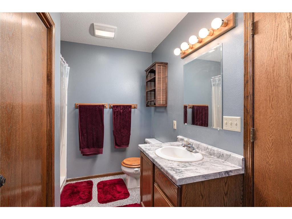 1206 Willow Street La Crescent MN 55947 7080015 image11