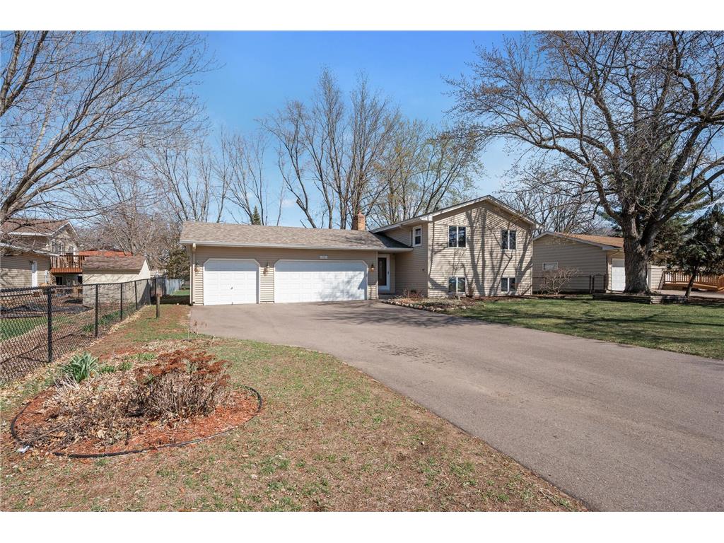 12061 Ilex Street NW Coon Rapids MN 55448 6512351 image1