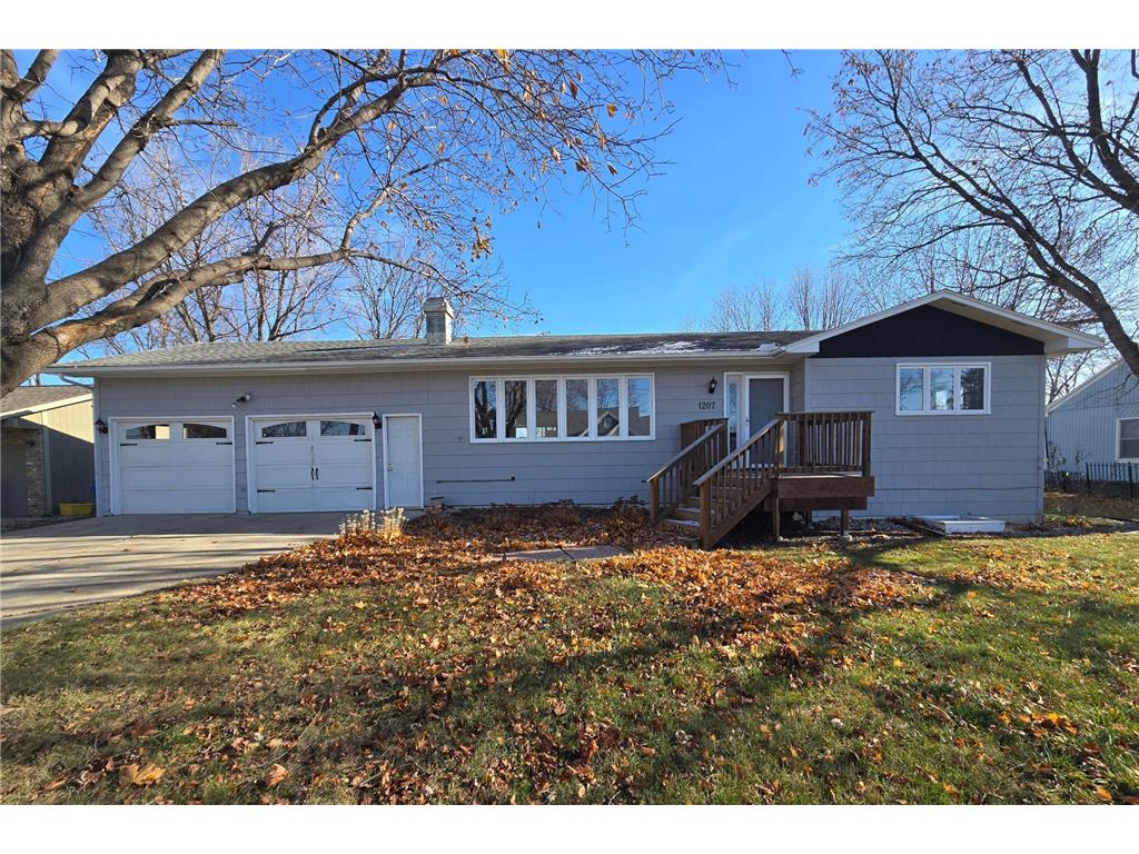 1207 4th Avenue SW Pipestone MN 56164 6632555 image1