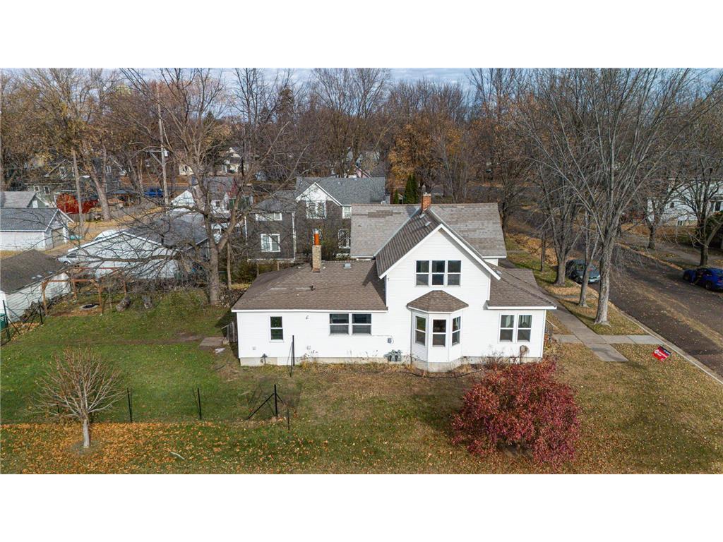 1207 Desoto Avenue N Glencoe MN 55336 6817546 image2