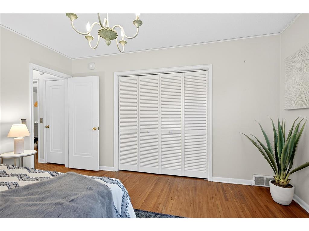 1207 E 54th Street Minneapolis MN 55417 7062295 image14