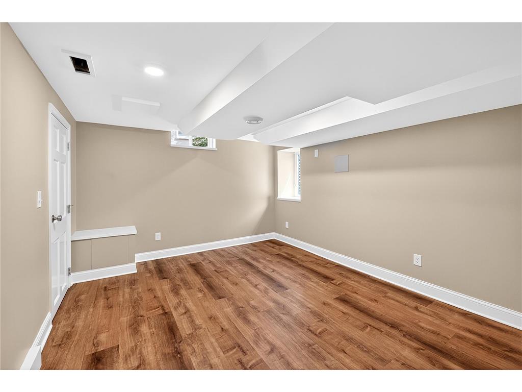 1207 E 54th Street Minneapolis MN 55417 7062295 image21