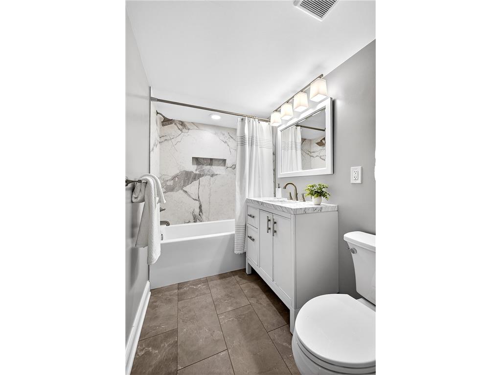 1207 E 54th Street Minneapolis MN 55417 7062295 image22