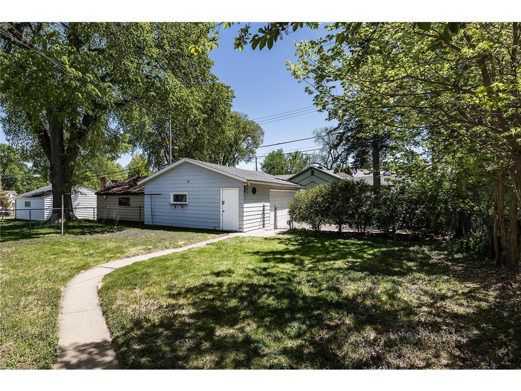 1207 E 54th Street Minneapolis MN 55417 7062295 image25