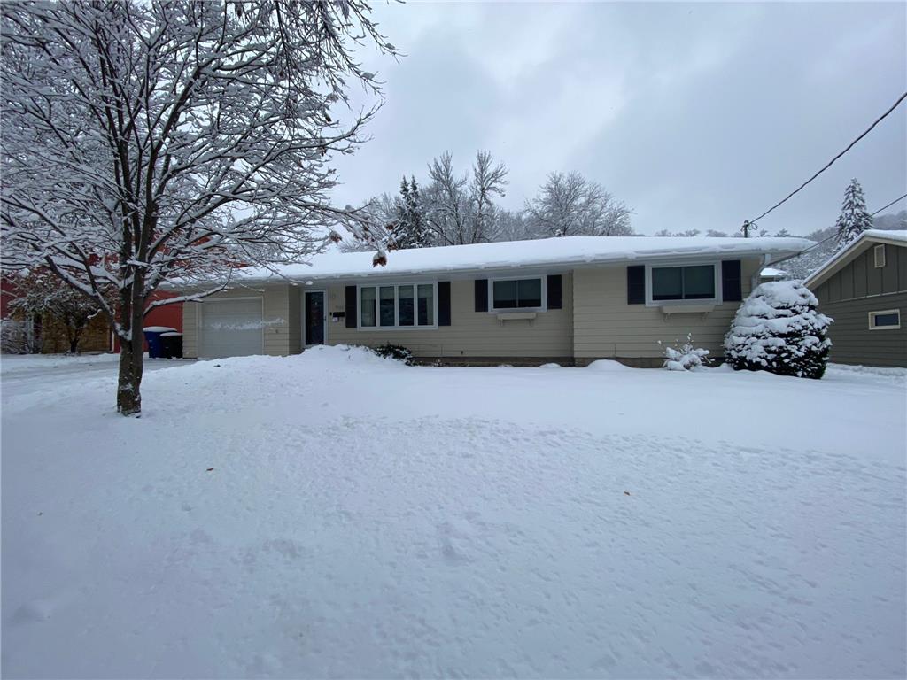1207 Foursome Street Red Wing MN 55066 6332382 image1