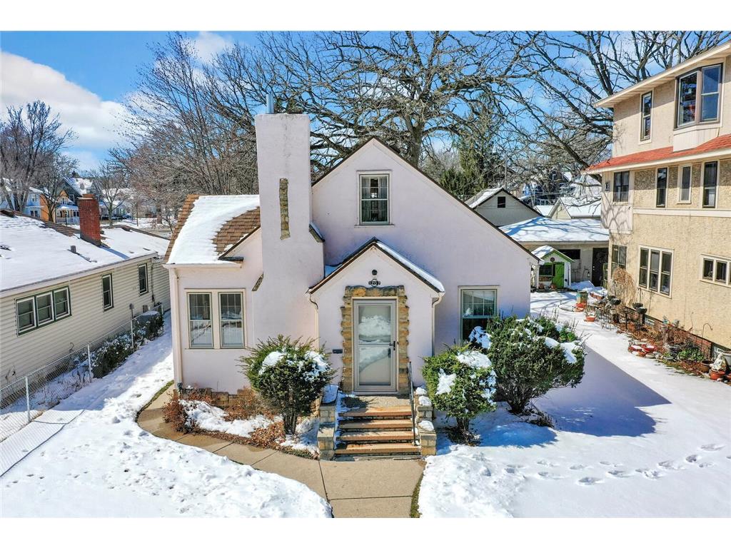 1207 Hamline Avenue N Saint Paul MN 55108 6510868 image1