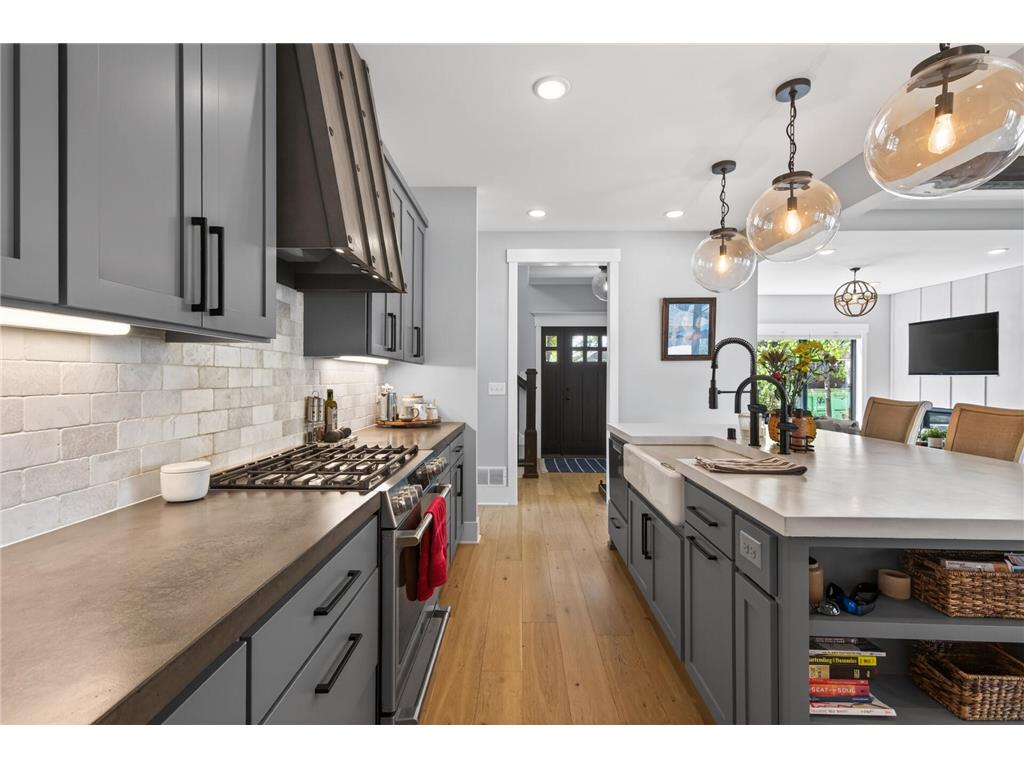 1207 James Avenue Saint Paul MN 55105 7056053 image17