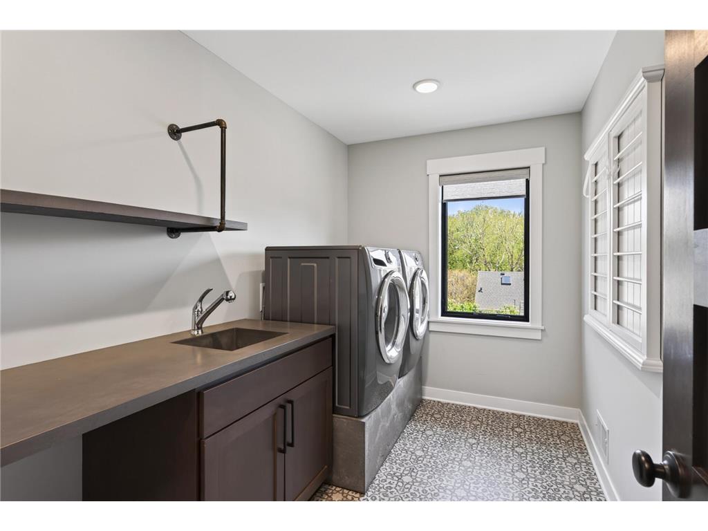 1207 James Avenue Saint Paul MN 55105 7056053 image34