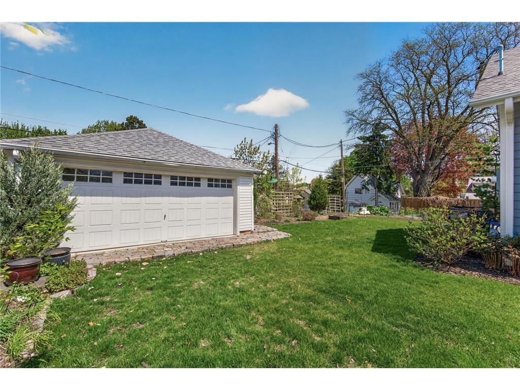 1207 James Avenue Saint Paul MN 55105 7056053 image39