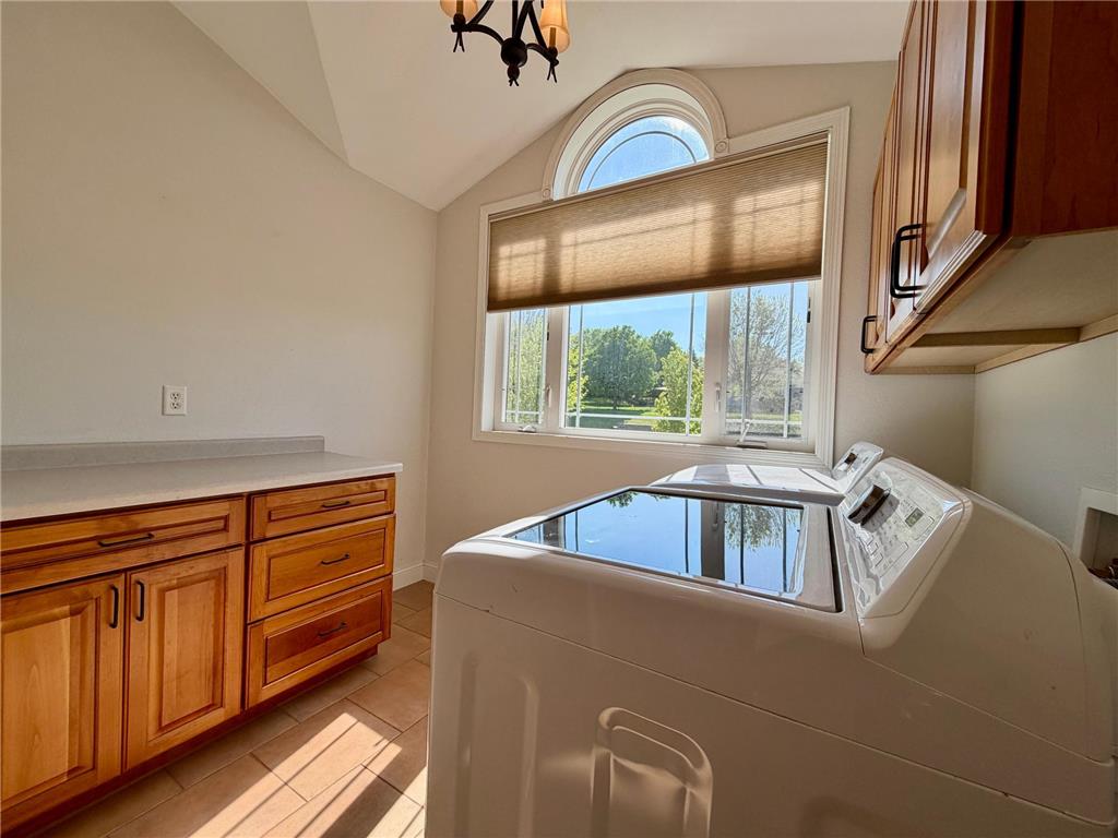 1207 S Martin Street Fergus Falls MN 56537 7081387 image37