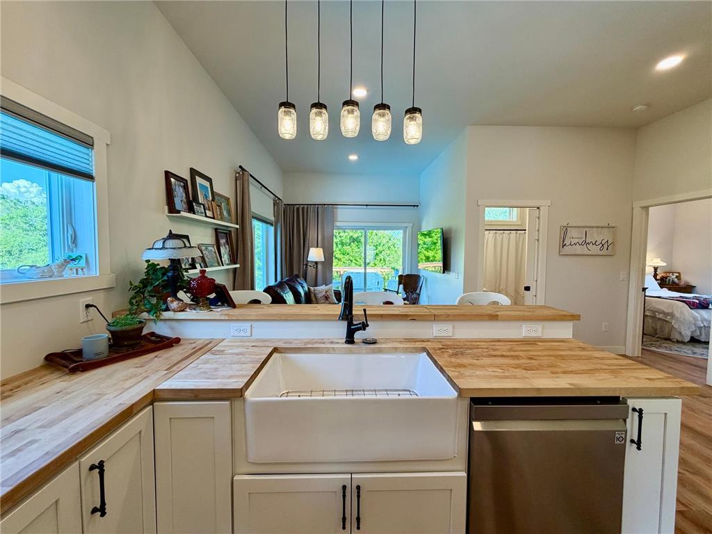 1207 S Martin Street Fergus Falls MN 56537 7081387 image54