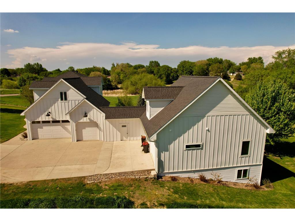 1207 S Martin Street Fergus Falls MN 56537 7081387 image74
