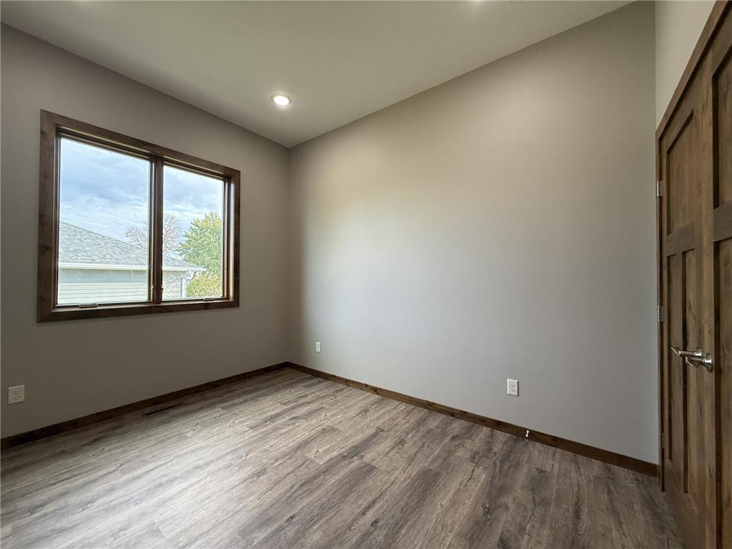 1207 S Shore Drive Worthington MN 56187 6798653 image11