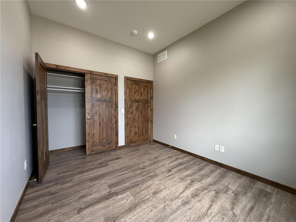 1207 S Shore Drive Worthington MN 56187 6798653 image12