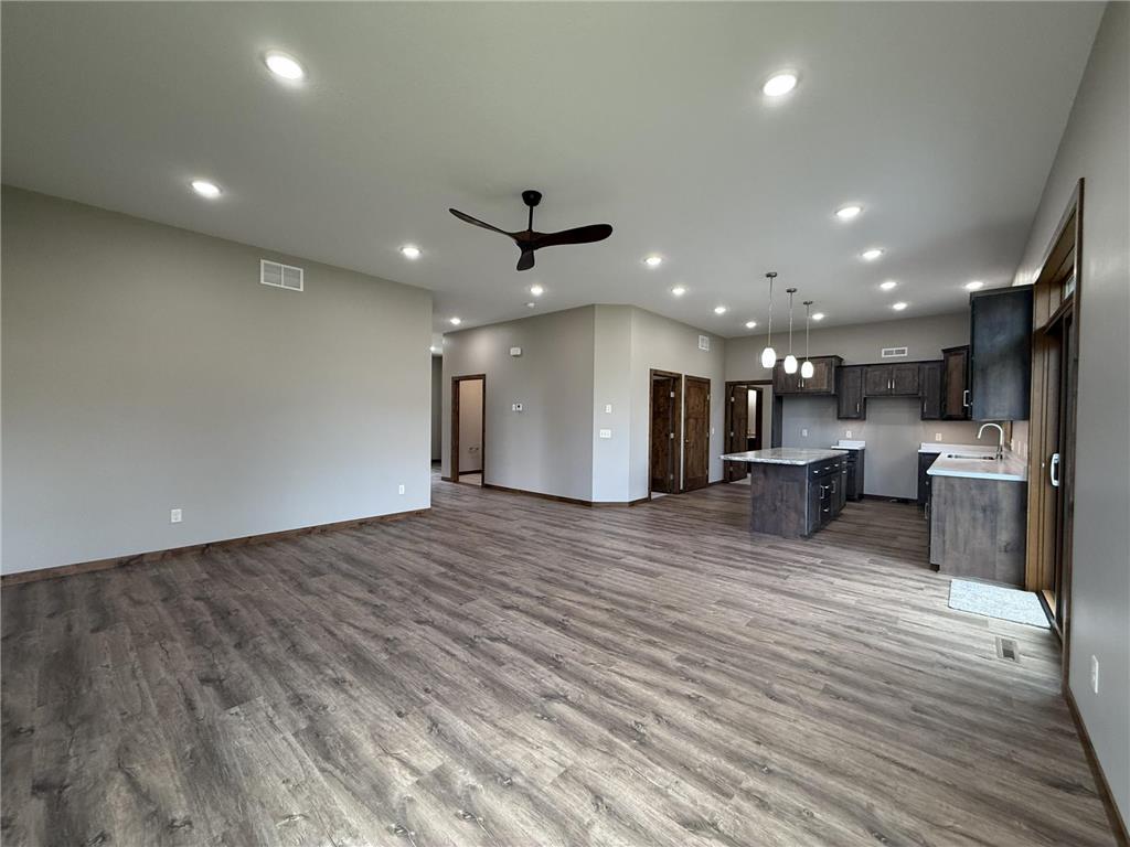 1207 S Shore Drive Worthington MN 56187 6798653 image16