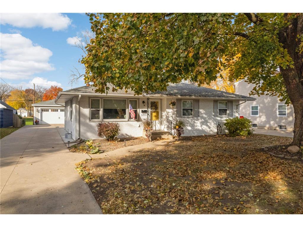 1207 Seminole Avenue West Saint Paul MN 55118 6621600 image1