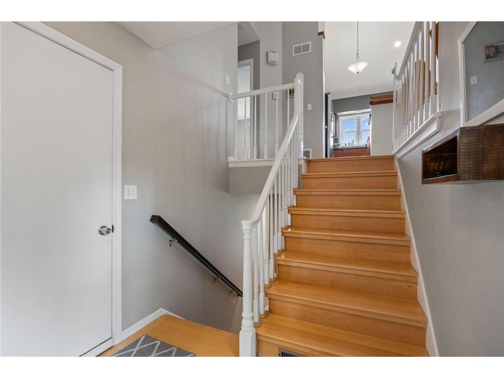 1207 Silverwood Road Woodbury MN 55125 7090561 image19