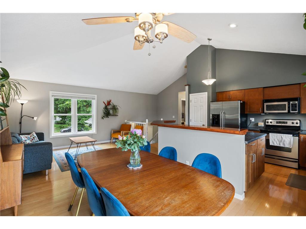 1207 Silverwood Road Woodbury MN 55125 7090561 image4