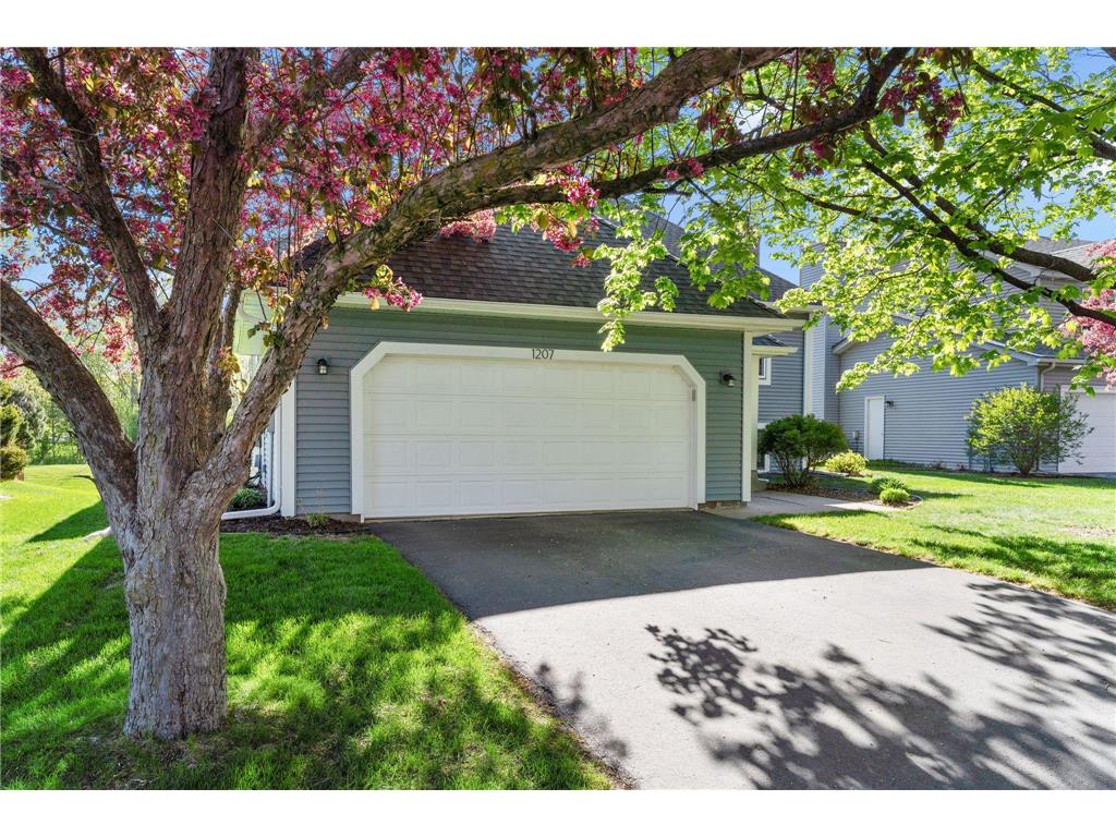1207 Silverwood Road Woodbury MN 55125 7090561 image42