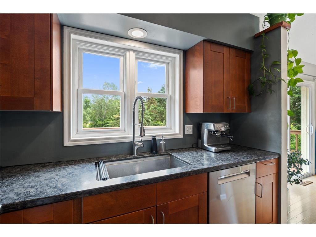 1207 Silverwood Road Woodbury MN 55125 7090561 image8