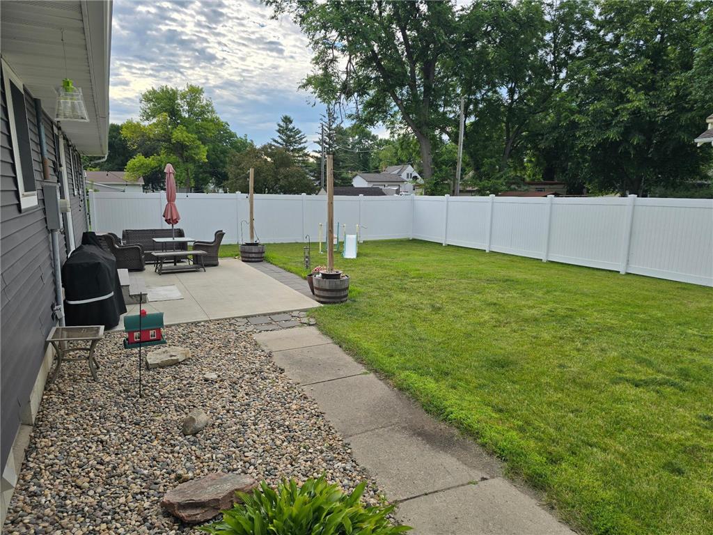 1207 W Park Avenue Olivia MN 56277 7099573 image33