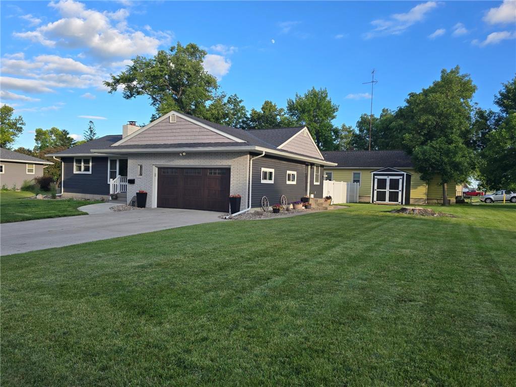 1207 W Park Avenue Olivia MN 56277 7099573 image4