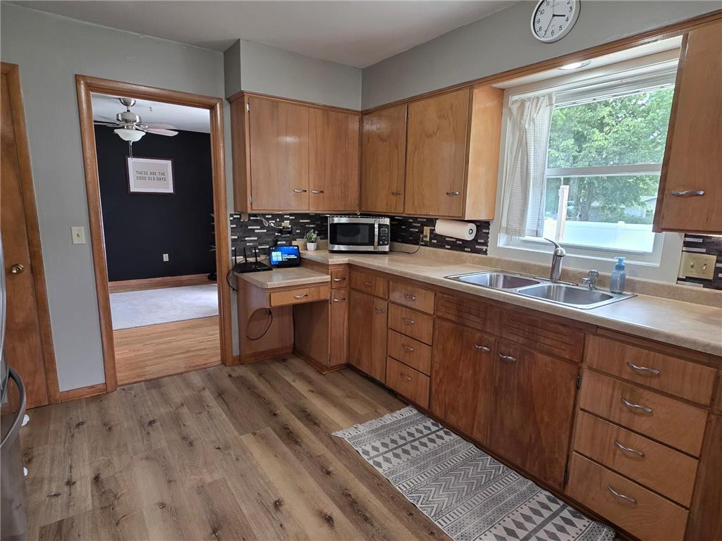 1207 W Park Avenue Olivia MN 56277 7099573 image8