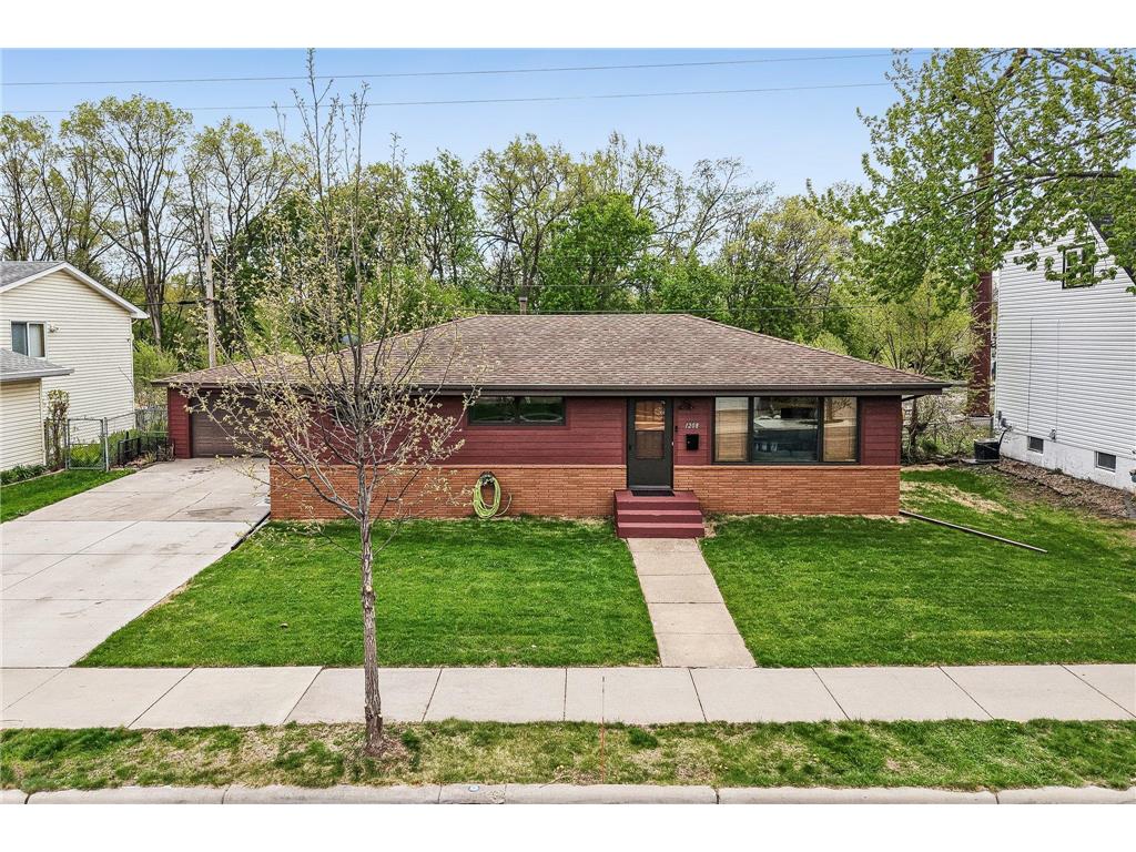 1208 36 1/2 Avenue NE Minneapolis MN 55418 7047956 image34