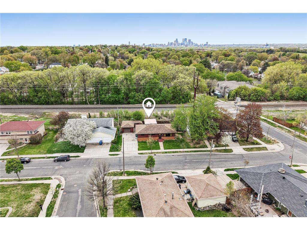1208 36 1/2 Avenue NE Minneapolis MN 55418 7047956 image36